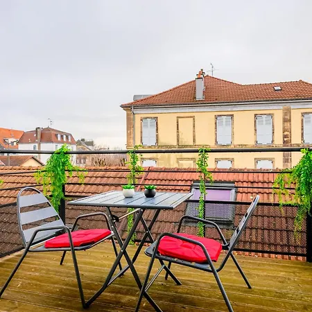 Appartement Le Charles à Montbéliard Extérieur photo